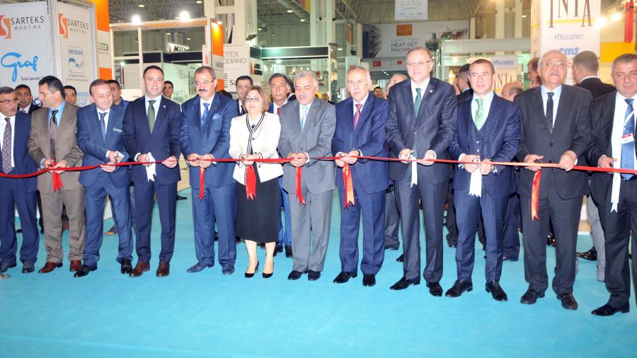 ‘’ORTADOĞU TEKSTİL MAKİNALARI FUARI’’ AÇILDI
