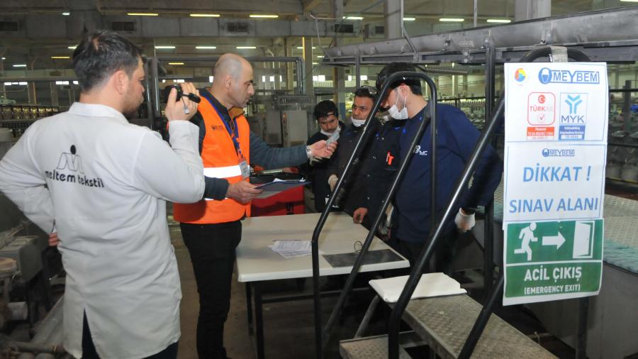 GSO’DA, “MESLEKİ YETERLİLİK BELGESİ” SINAVLARI HIZ KESMİYOR