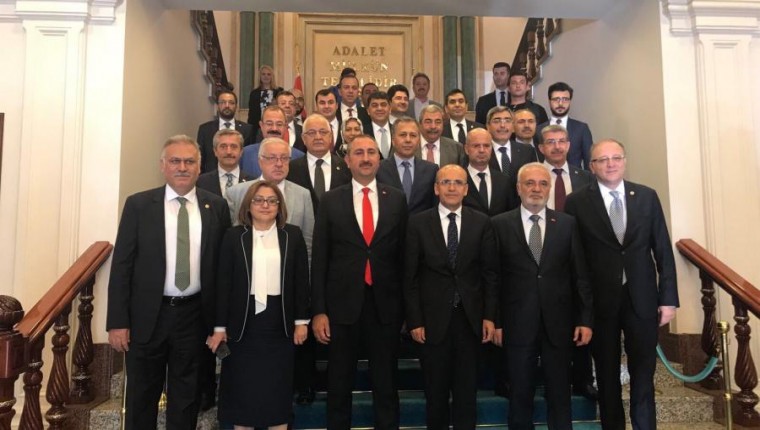 GAZİANTEP PROTOKOLÜNDEN MEHMET ŞİMŞEK VE ABDULHAMİT GÜL'E HAYIRLI OLSUN ZİYARETİ