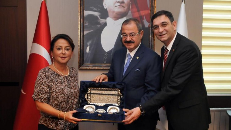 ESAS SOSYAL KURUCULAR KURULU BAŞKANI EMİNE SABANCI KAMIŞLI’DAN GSO’YA ZİYARET
