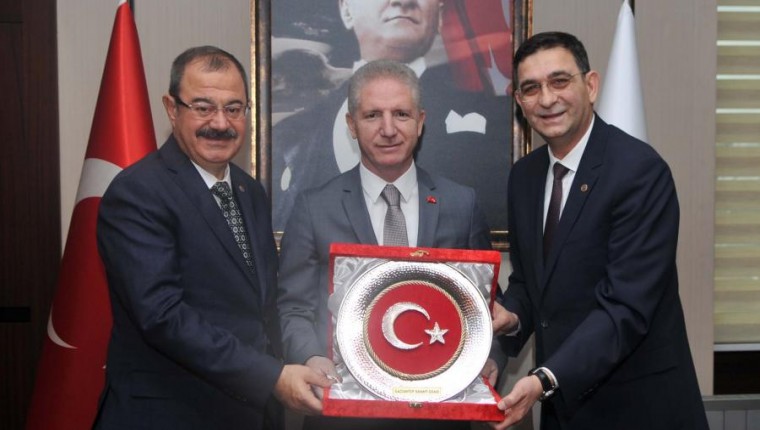 VALİ DAVUT GÜL’DEN GSO’YA ZİYARET
