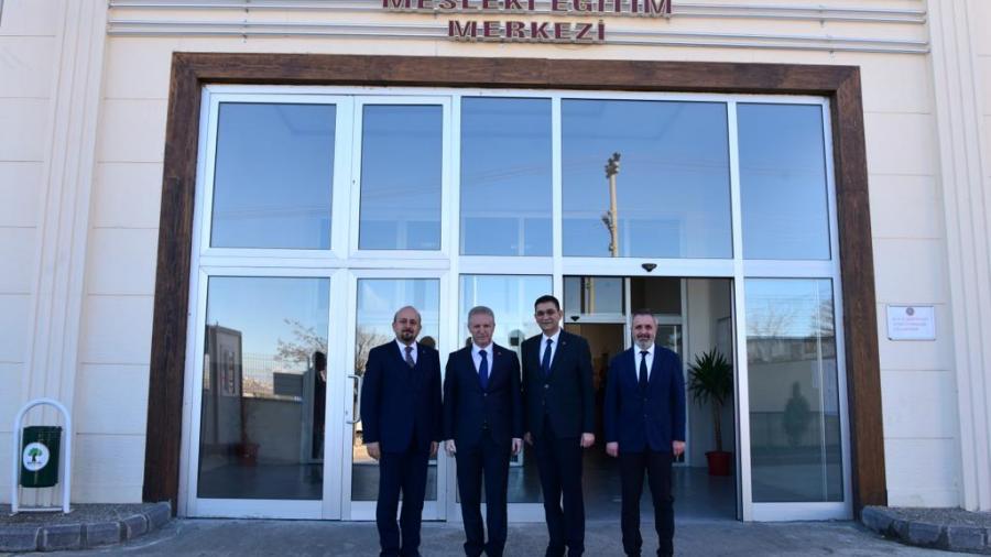 GAZİANTEP VALİSİ DAVUT GÜL:“GSO-MEM TÜRKİYE’NİN EN İYİ MESLEKİ EĞİTİM MERKEZLERİNDEN BİRİSİ”