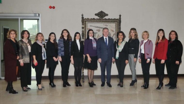 VALİ DAVUT GÜL, TOBB GAZİANTEP KADIN GİRİŞİMCİLER KURULU İLE BİR ARAYA GELDİ
