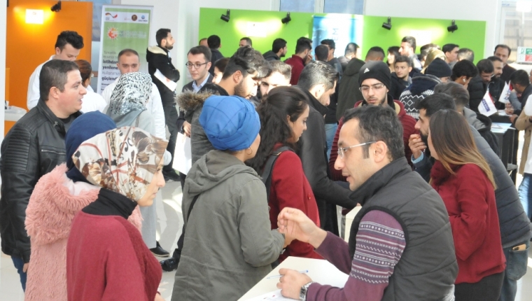 GSO-MEM’DE İSTİHDAM FUARI YAPILDI
