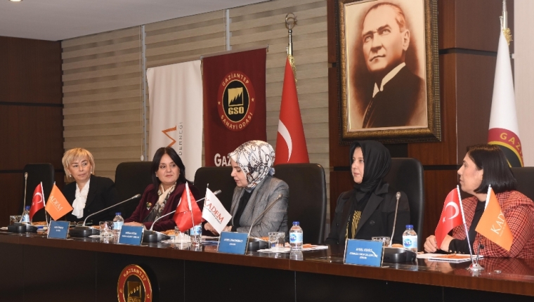 "YEREL KALKINMADA KADININ ROLÜ" PANELİ