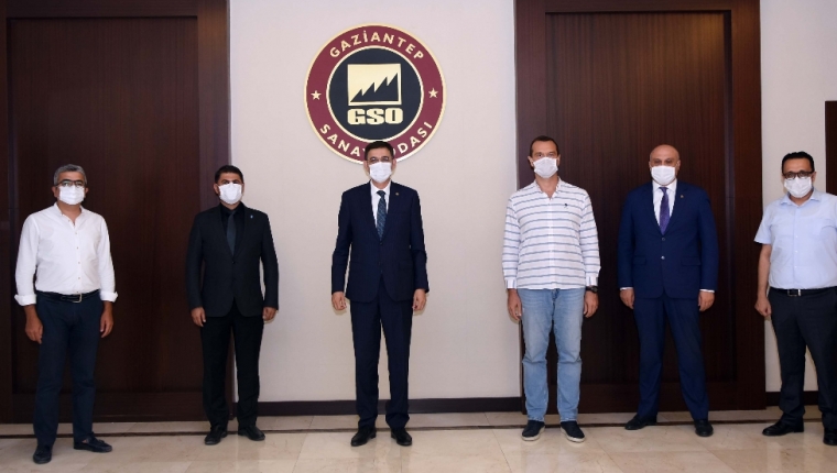 İHRACAT AKADEMİSİ İLE FİRMALAR KENDİ TİCARİ İSTİHBARAT OFİSİNİ KURACAK