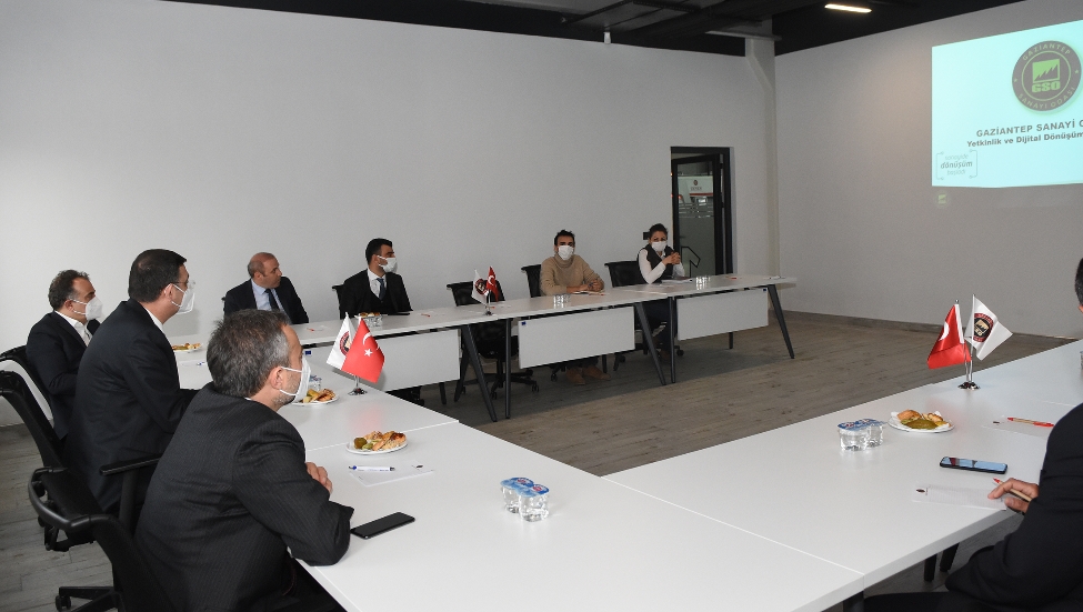 MODEL FABRİKA İŞLETMELERİN REKABET GÜCÜNÜ ARTIRACAK