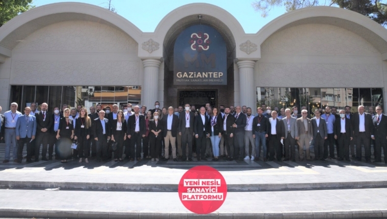 SANAYİNİN GELECEĞİNİ "YENİ NESİL SANAYİCİLER" BELİRLEYECEK