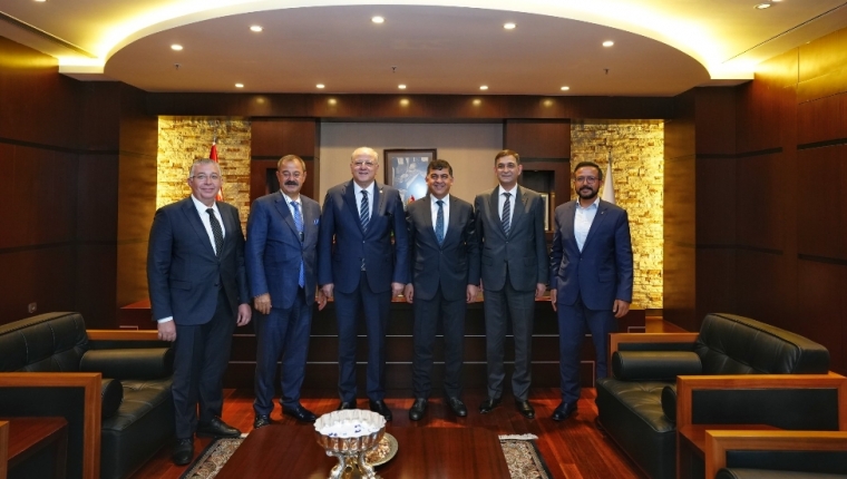 MİLLETVEKİLİ KOÇER'İN GSO ZİYARETİNDE EKONOMİ GÜNDEMİ DEĞERLENDİRİLDİ