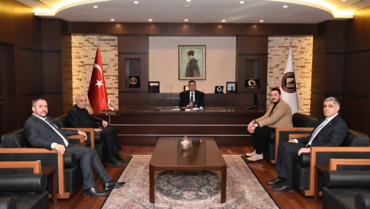 AYAKKABI SEKTÖRÜNE KADIN ELİ DEĞECEK