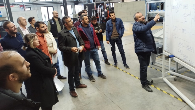 GAZİANTEP MODEL FABRİKA YALIN LİDERLER YETİŞTİRMEYE DEVAM EDİYOR