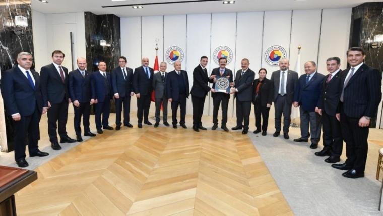 GAZİANTEP SANAYİ ODASI'NDAN TOBB BAŞKANI HİSARCIKLIOĞLU'NA ZİYARET