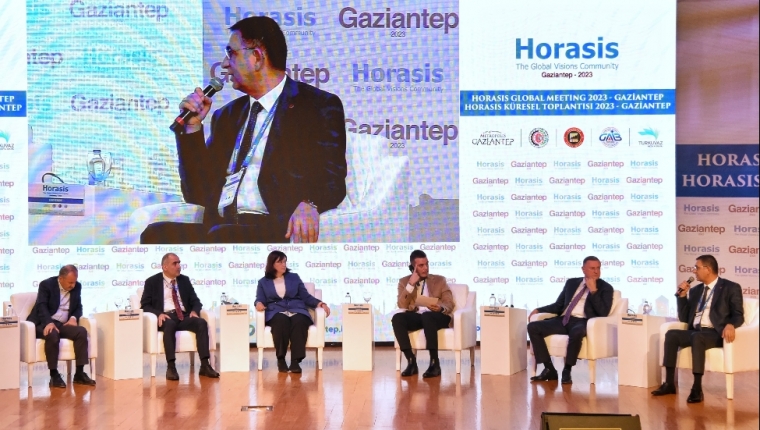 ŞEHİRLERİ CANLANDIRMAK VE YENİDEN İNŞA ETMEK İÇİN İŞBİRLİĞİ YAPMAK PANELİ