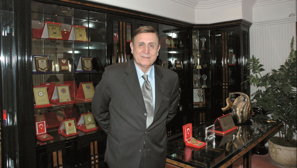 MERHUM NACİ TOPÇUOĞLU&#039;NUN VEFATININ 16. YIL DÖNÜMÜ