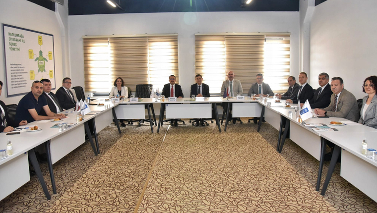 GAZİANTEP MODEL FABRİKA'DA İSTİŞARE TOPLANTISI 