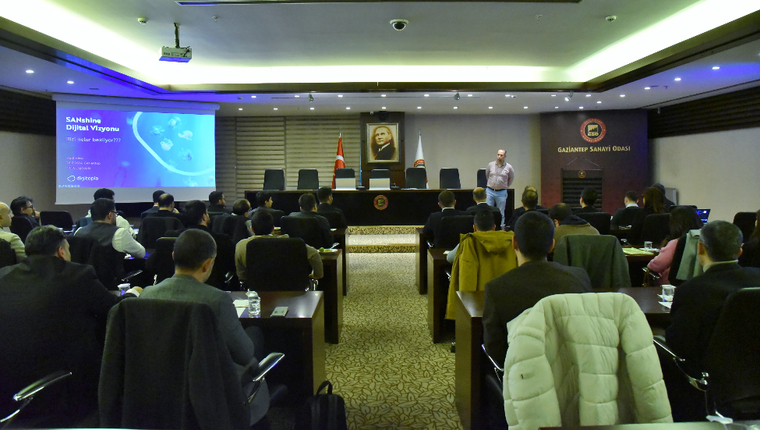 İŞ DÜNYASINDA YAPAY ZEKA DEVRİMİ GSO'DA KONUŞULDU