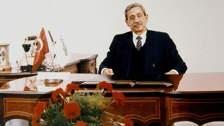 KURUCU BAŞKANIMIZ MERHUM SANİ KONUKOĞLU’NUN VEFATININ 31’İNCİ YILI