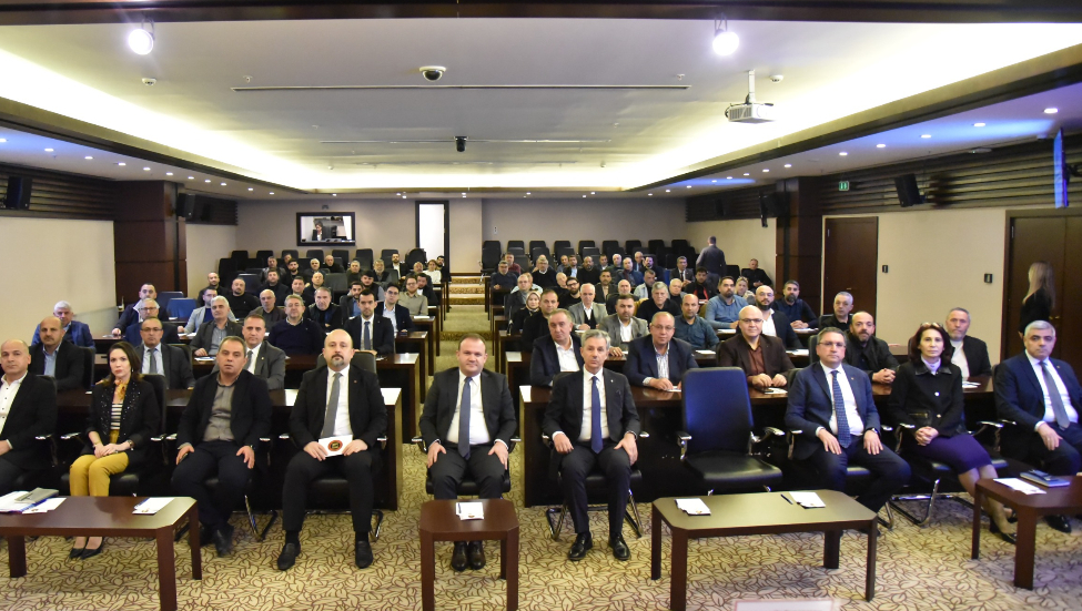 GSO’DA AYAKKABI İHTİSAS OSB BİLGİLENDİRME TOPLANTISI YAPILDI