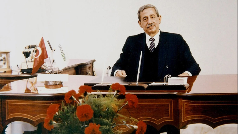 KURUCU BAŞKANIMIZ MERHUM SANİ KONUKOĞLU'NUN VEFATININ 32’NCİ YILI